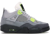 Tênis Jordan 4 Retro SE 95 Neon