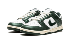 Nike Dunk Low Vintage Green (W)