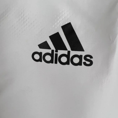 Jaqueta Corta-Vento Adidas Branca e Preta