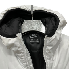 Jaqueta Puffer Nike Branca e Preta