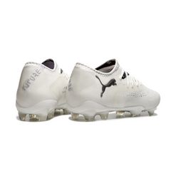 Chuteira Campo FG Puma Future 8 Cano Baixo Branca e Preta