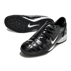 Chuteira Society TF Nike Total 90 III Preta e Branca