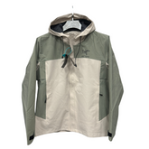 Jaqueta Corta-Vento Arc'Teryx Verde e Bege
