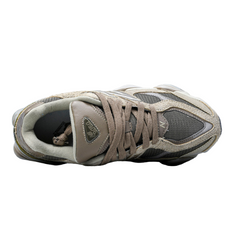 Tênis Casual New Balance 9060 Mushroom