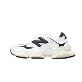Tênis Casual New Balance 9060 Branco e Preto