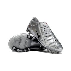 Chuteira Campo FG Nike Total 90 III Prateada Infantil