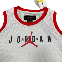 Regata Jordan Branca e Vermelha