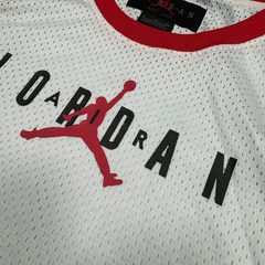 Regata Jordan Branca e Vermelha