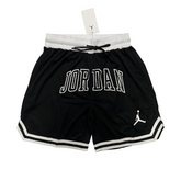 Shorts Jordan Preto e Branco