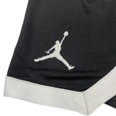 Shorts Jordan Preto e Branco