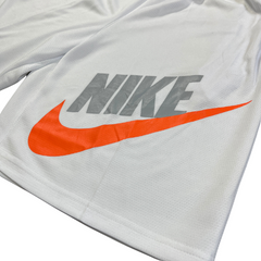 Shorts Nike Branco, Cinza e Laranja
