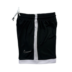 Shorts Nike Preto e Branco