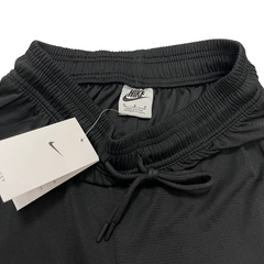 Shorts Nike Preto e Branco