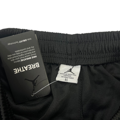 Shorts Jordan Preto e Branco
