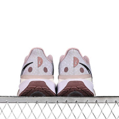 Tênis de Corrida Nike Air Zoom Vomero 17 Branco e Rosa
