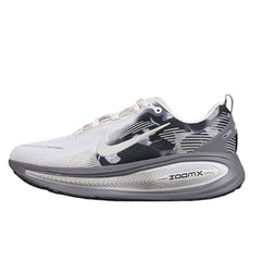 Tênis de Corrida Nike Air Zoom Vomero 18 Cinza e Preto