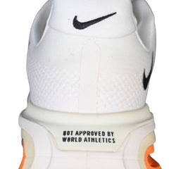 Tênis de Corrida Nike Air Zoom Vomero Premium Branco e Laranja