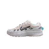Tênis de Corrida Nike P-6000 Branco e Rosa