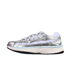 Tênis de Corrida Nike P-6000 Branco e Prateado