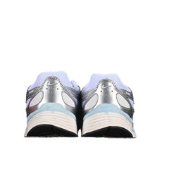 Tênis de Corrida Nike P-6000 Branco e Prateado