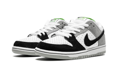 Nike SB Dunk Low Chlorophyll