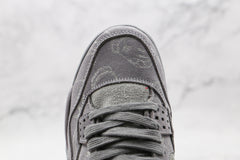 Jordan 4 Retro Kaws
