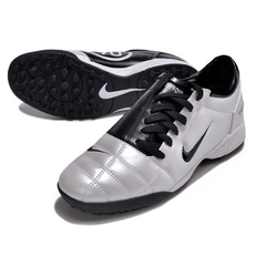 Chuteira Society TF Nike Total 90 III