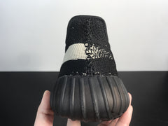 Adidas Yeezy Boost 350 V2 Oreo