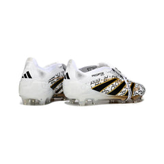 Chuteira Campo FG Adidas Predator 25 Elite Com Língua Branca, Dourada e Preta