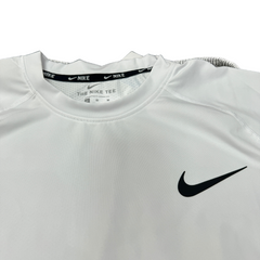 Camiseta de Manga Longa Nike Branca