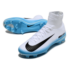 Chuteira Campo FG Nike Mercurial Superfly 5 Elite Branca e Azul-Clara
