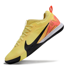 Chuteira Futsal IC Nike Zoom Mercurial Vapor 16 Pro Pack Mbappe Preta e Branca
