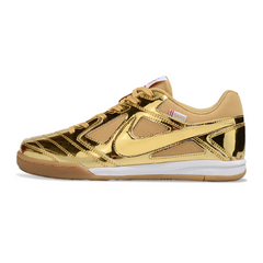 Chuteira Futsal IC Nike SB Gato X Supreme Dourada Indoor