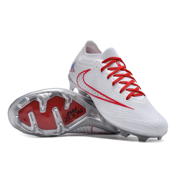Chuteira Infantil Campo Nike Zoom Mercurial Vapor 15 Elite FG Branca, Vermelha e Prata - VENI Futebol