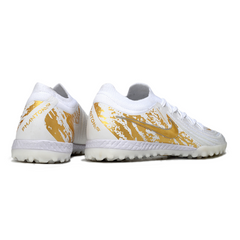 Chuteira Society TF Nike Phantom GX2 Elite Branca e Dourada