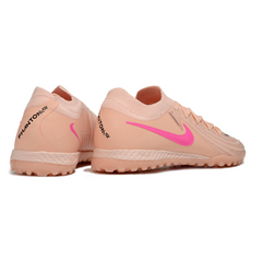 Chuteira Society TF Nike Phantom GX2 Elite Rosa-Clara