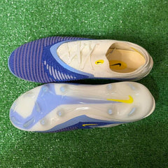 Chuteira Campo FG Nike Phantom 6 Elite Pack Fear Nothing - Tamanho 44 EUR