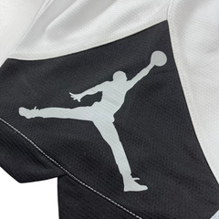 Shorts Jordan Branco e Preto