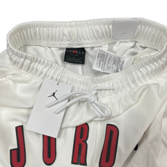 Shorts Jordan Branco e Vermelho