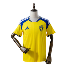 Camisa de Futebol 🎁 Sweden (100% off) Adidas 2026 Principal - Versão Torcedor