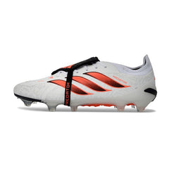 Chuteira Campo FG Adidas Predator 26 Elite Com Língua Branca e Preta