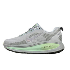Tênis de Corrida Nike Air Zoom Vomero 18 Cinza e Light Verde