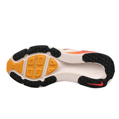Tênis de Corrida Nike Air Zoom Vomero 18 Branco e Laranja