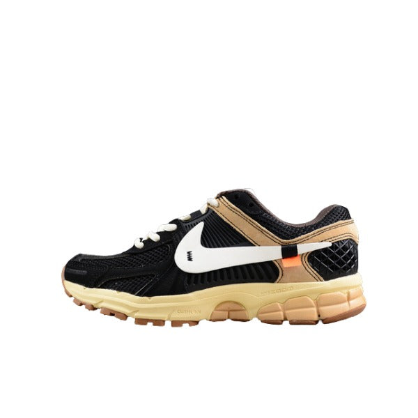 Tênis de Corrida Nike Air Zoom Vomero 5 Preto e Bege