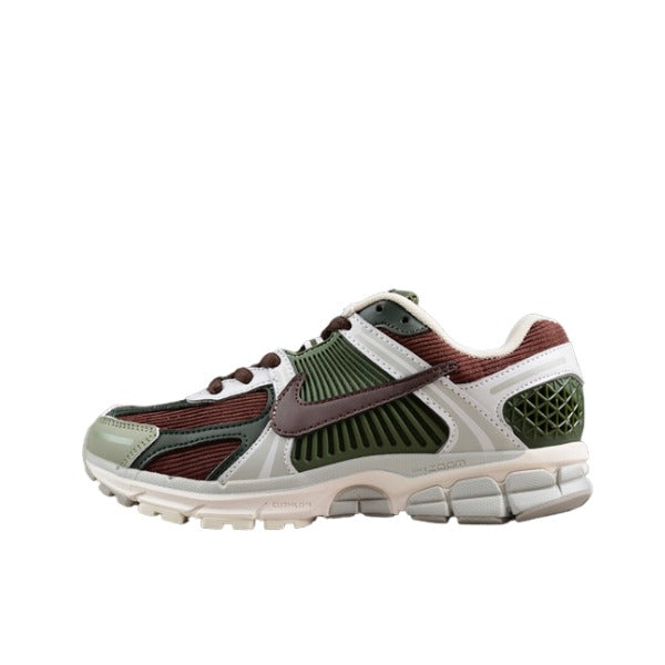 Tênis de Corrida Nike Air Zoom Vomero 5 Cinza e Verde