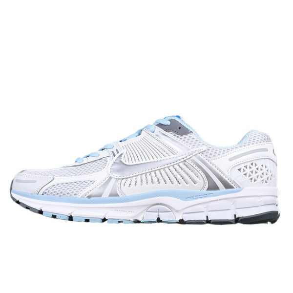 Tênis de Corrida Nike Air Zoom Vomero 5 Prateado e Azul