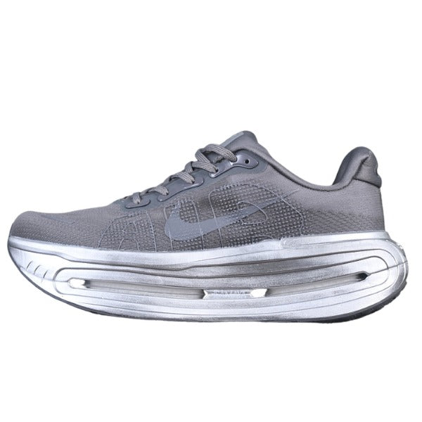 Tênis de Corrida Nike Air Zoom Vomero Premium Cinza e Prateado