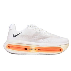 Tênis de Corrida Nike Air Zoom Vomero Premium Branco e Laranja