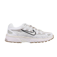 Tênis de Corrida Nike P-6000 Bege e Branco