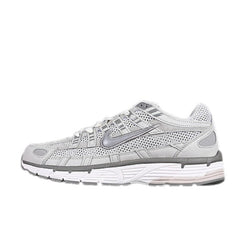 Tênis de Corrida Nike P-6000 Cinza